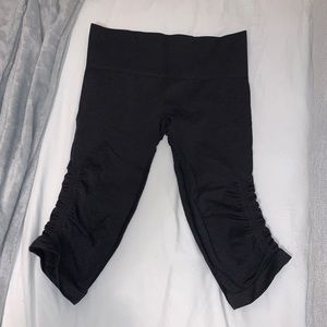Lululemon Cropped Leggings